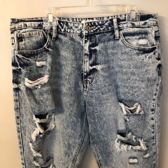 KANCAN 15/31 AMY HIGH RISE MOM ACID WASH DISTRESSED RAW HEM STRETCH DENIM JEANS - Picture 7 of 11